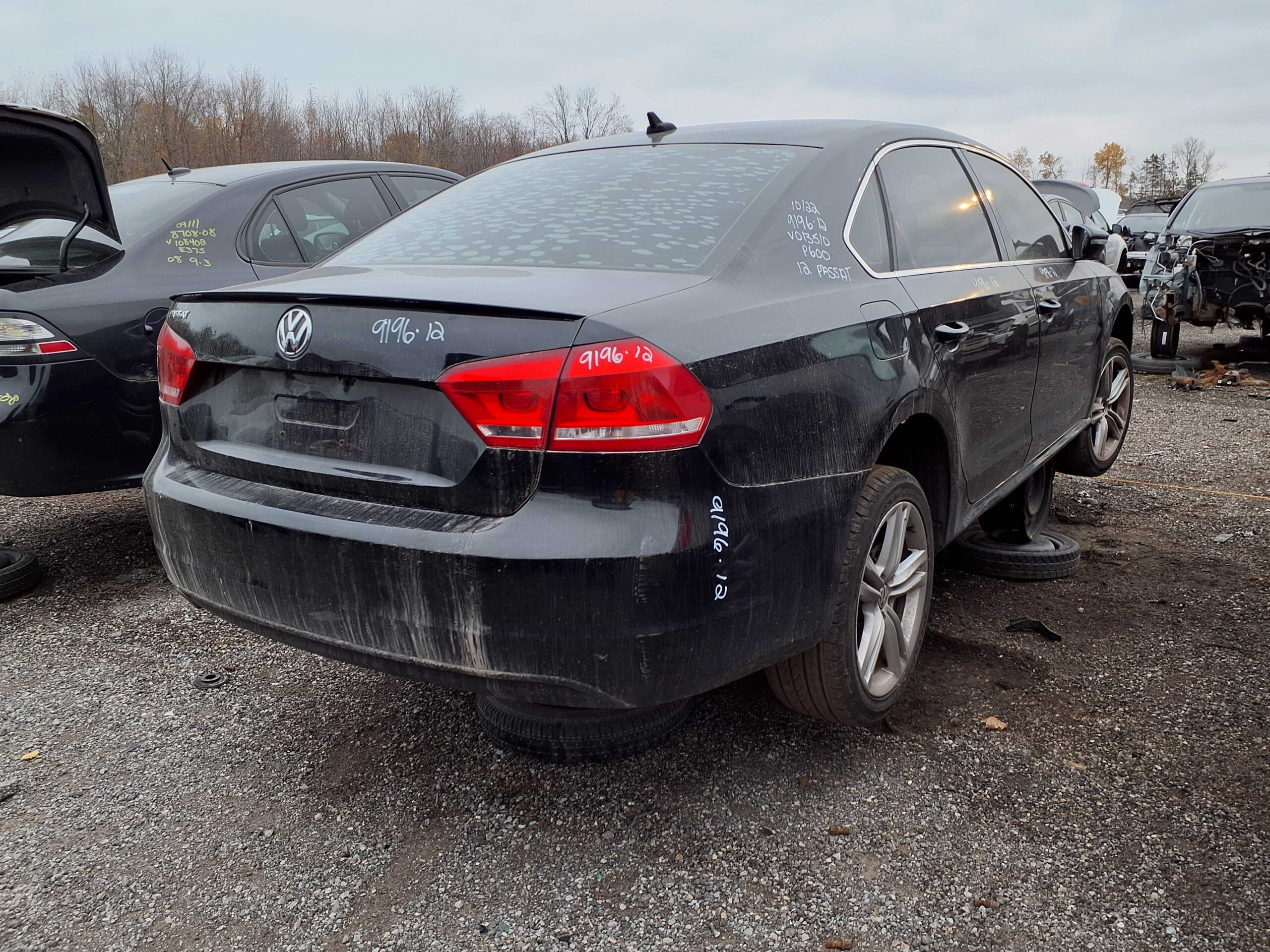 VOLKSWAGEN PASSAT 2012