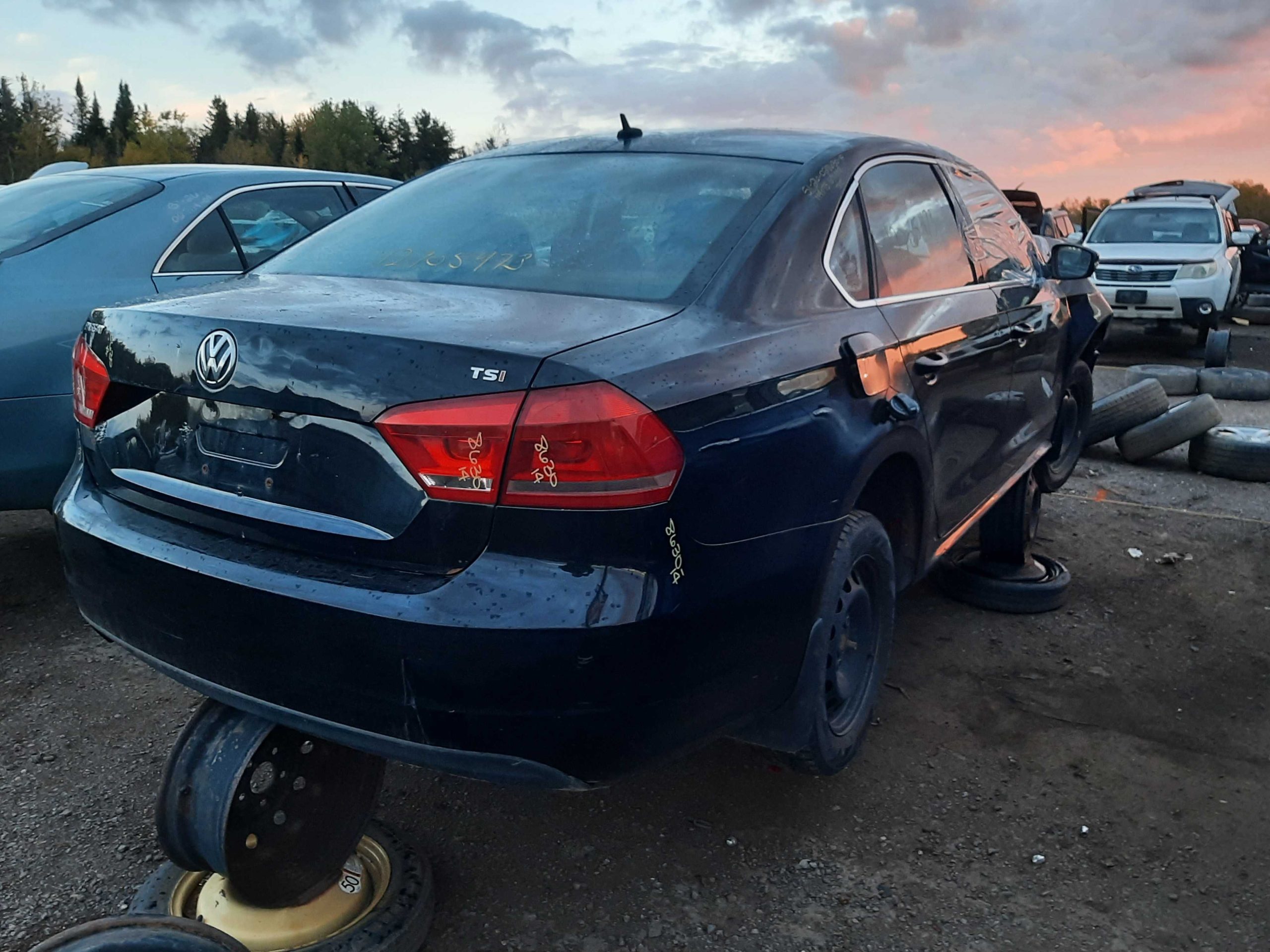 VOLKSWAGEN PASSAT 2014