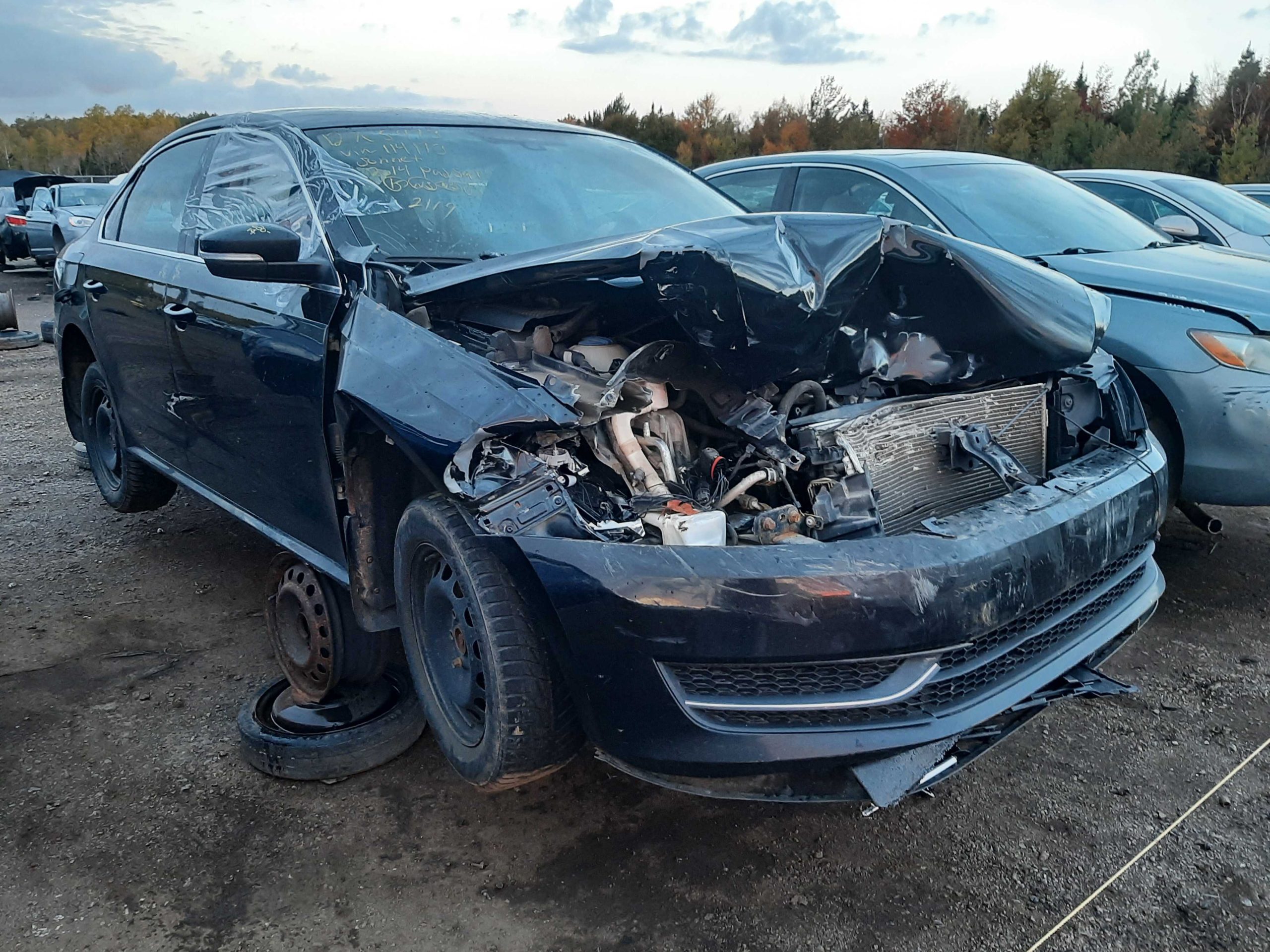 VOLKSWAGEN PASSAT 2014