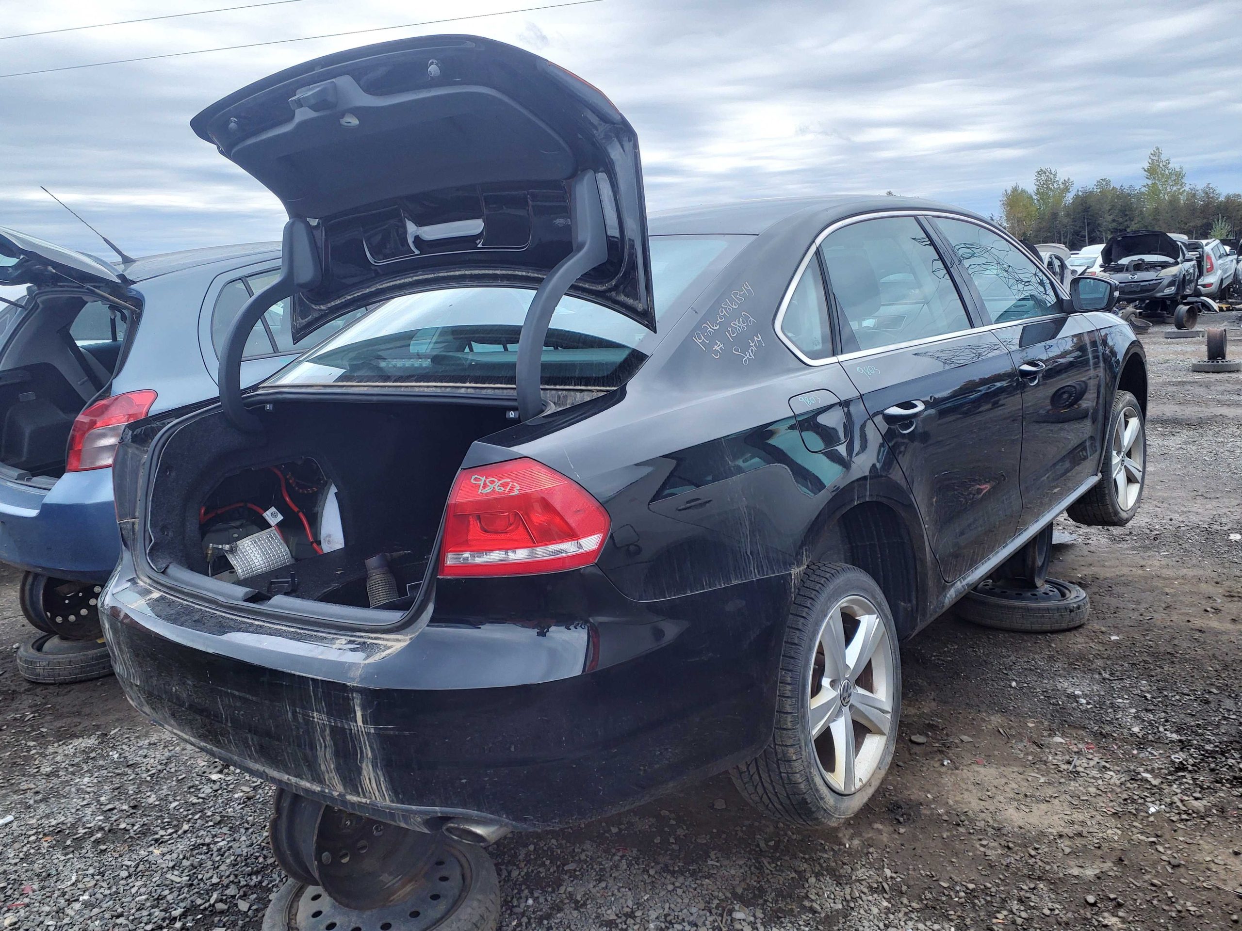 VOLKSWAGEN PASSAT 2014
