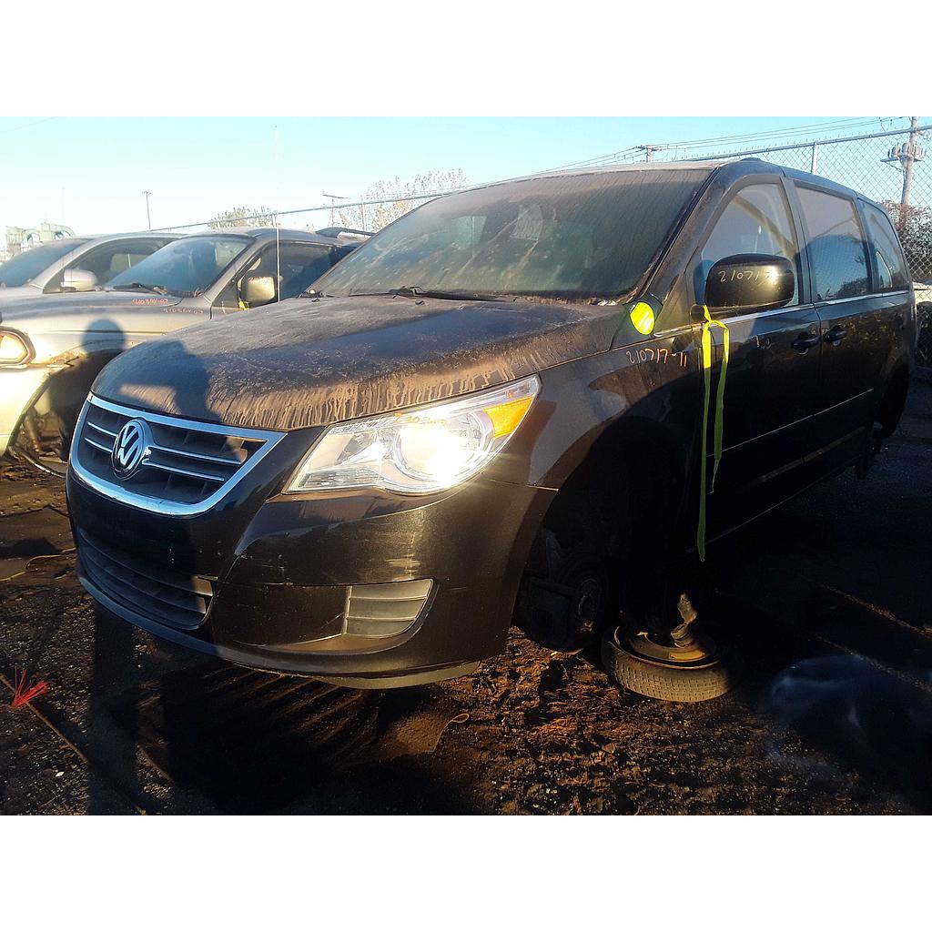 VOLKSWAGEN ROUTAN 2011