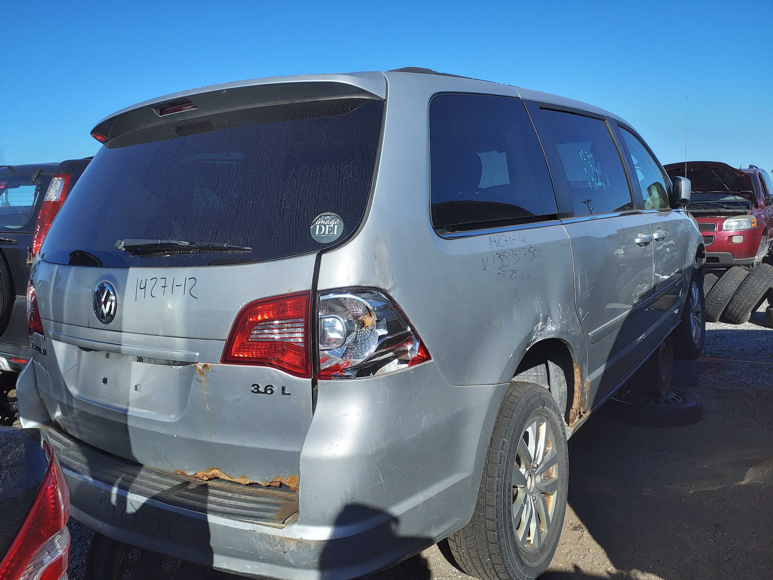 VOLKSWAGEN ROUTAN 2012