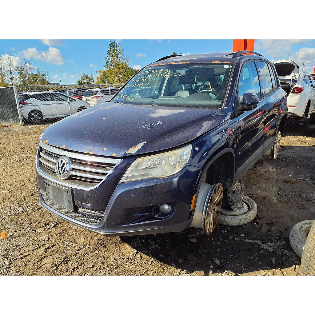 VOLKSWAGEN TIGUAN 2011