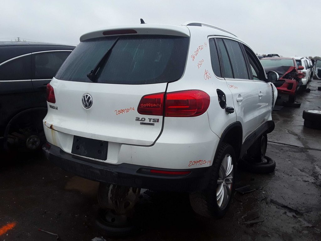 VOLKSWAGEN TIGUAN 2014