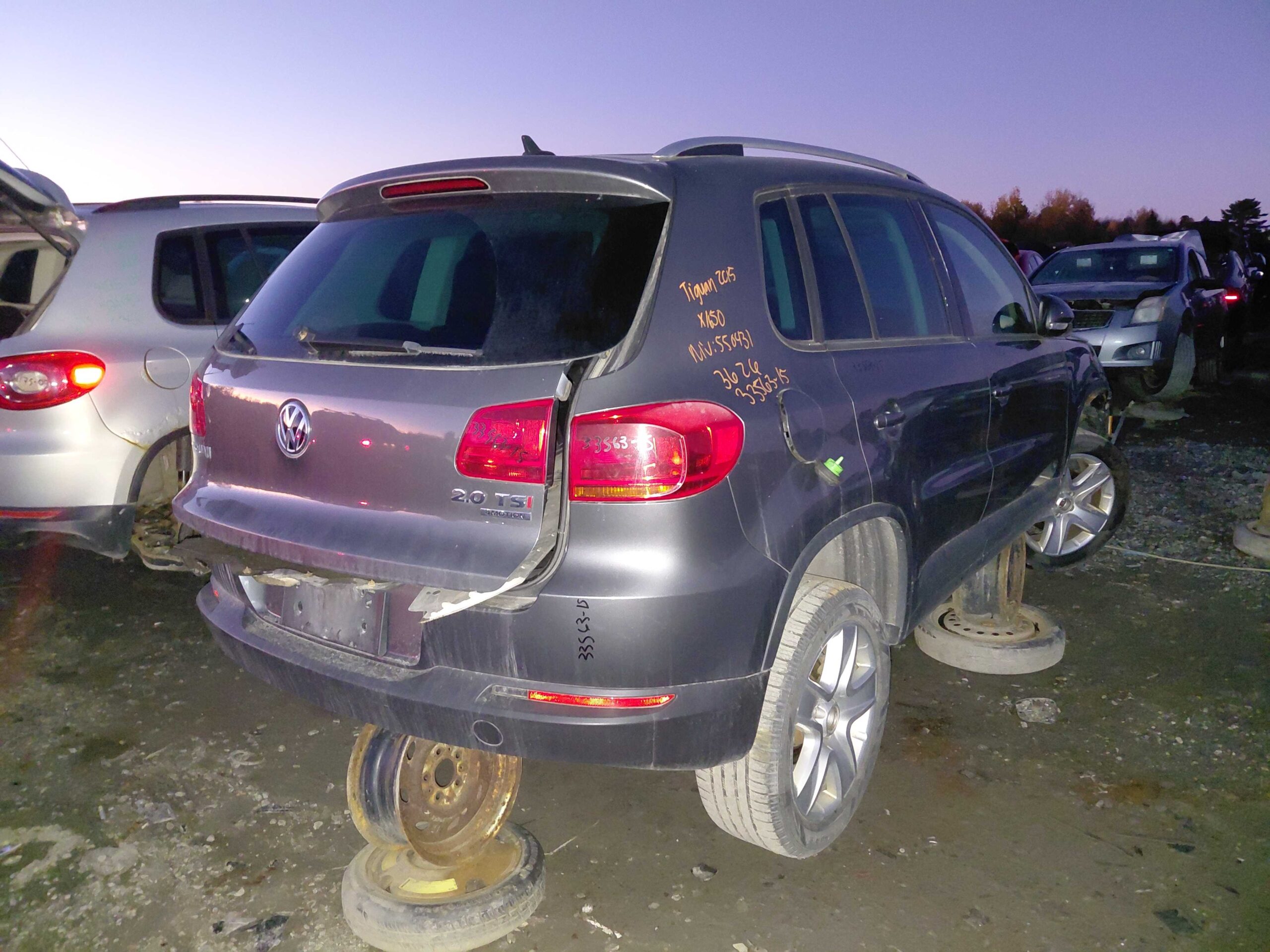 VOLKSWAGEN TIGUAN 2015