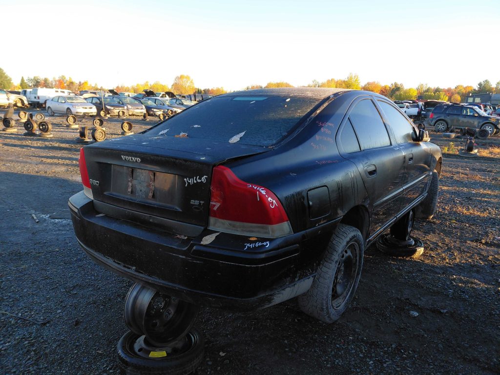 VOLVO S60 2005
