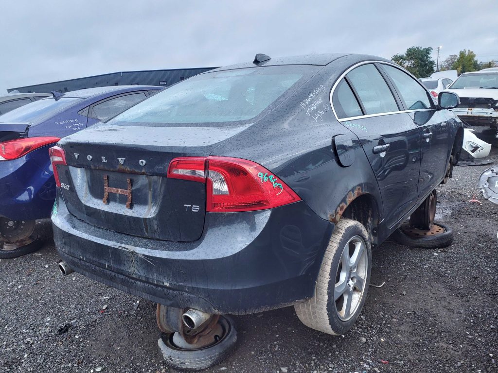 VOLVO S60 2013