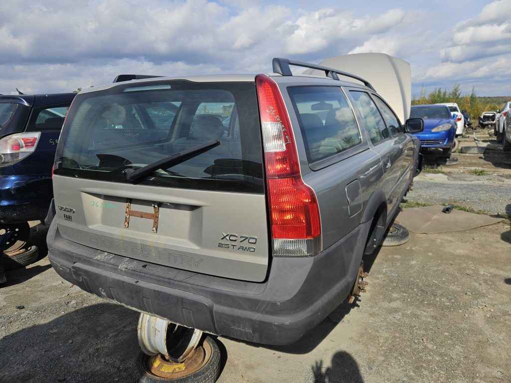 VOLVO XC70 2004