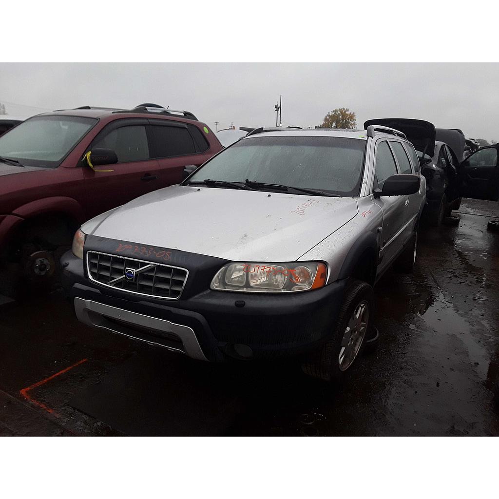 VOLVO XC70 2005