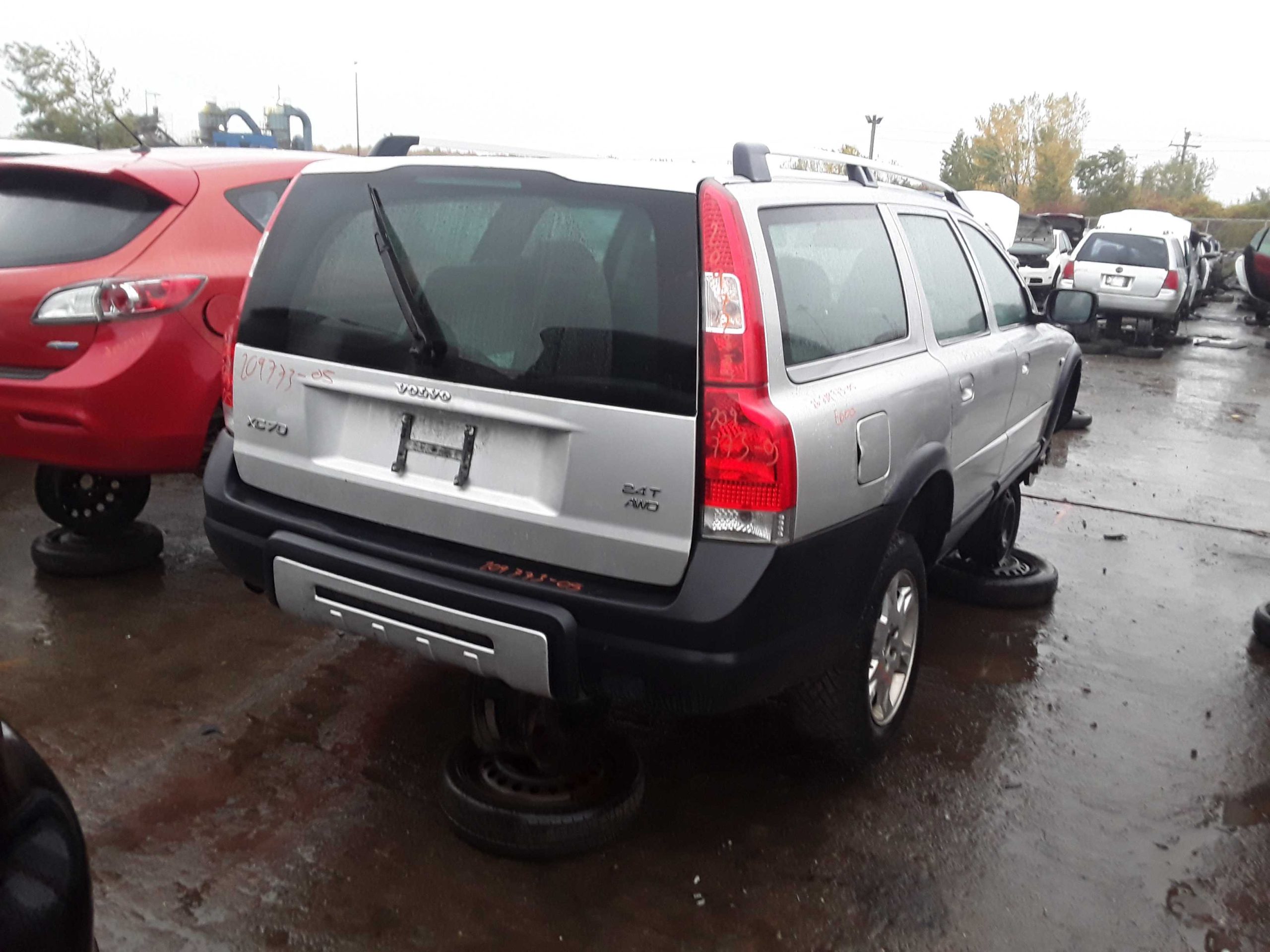 VOLVO XC70 2005