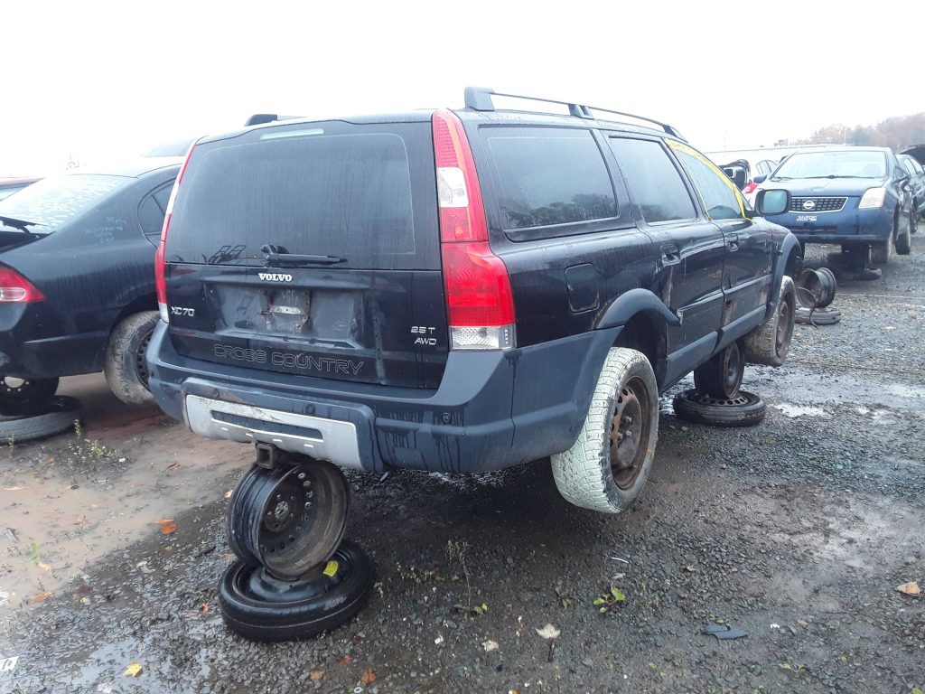 VOLVO XC70 2005