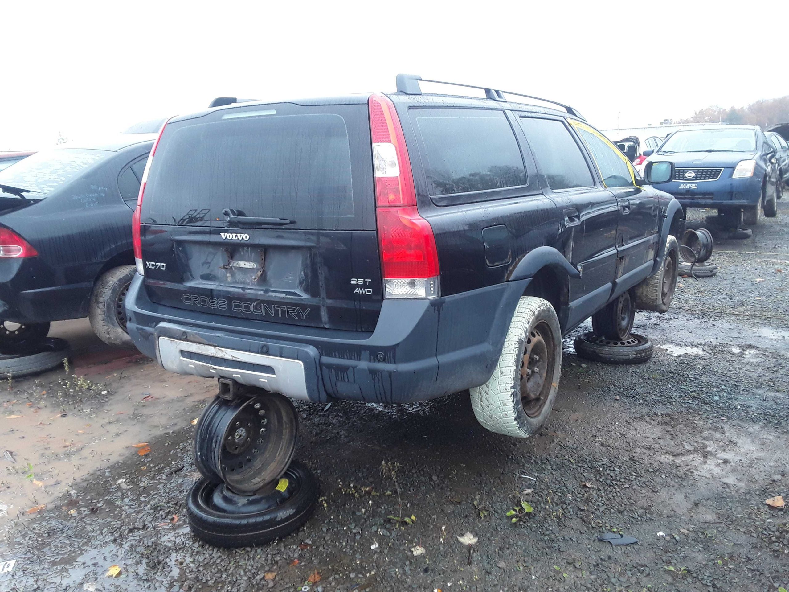VOLVO XC70 2005