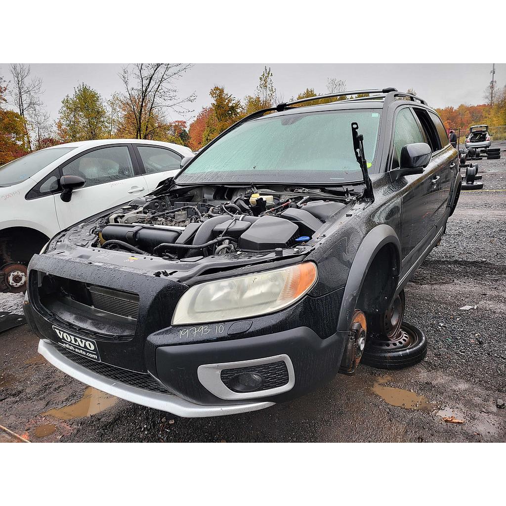 VOLVO XC70 2010