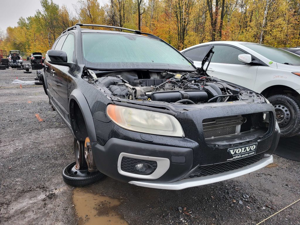 VOLVO XC70 2010