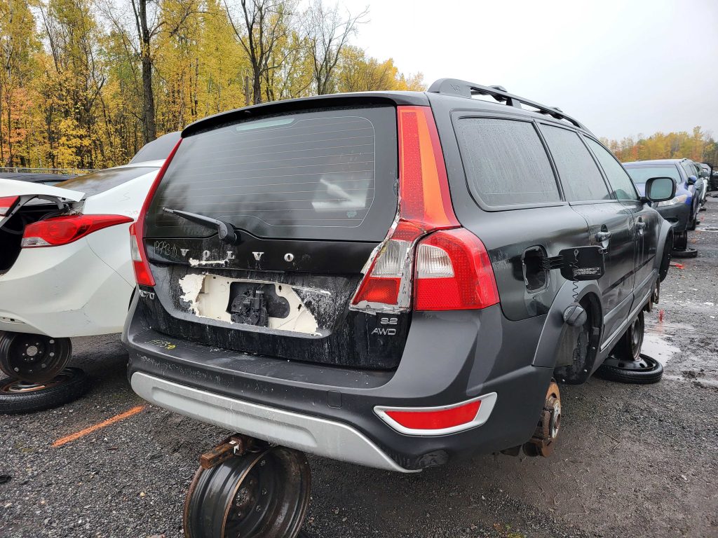 VOLVO XC70 2010