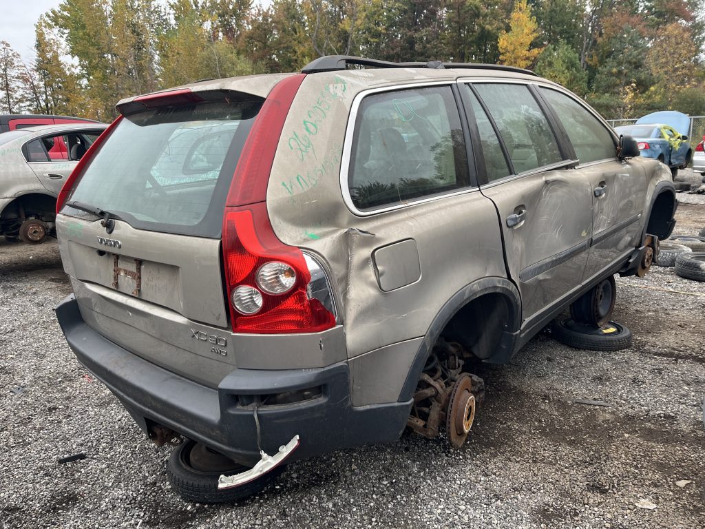 VOLVO XC90 2004
