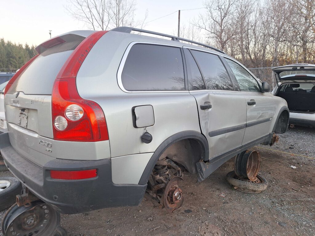VOLVO XC90 2004